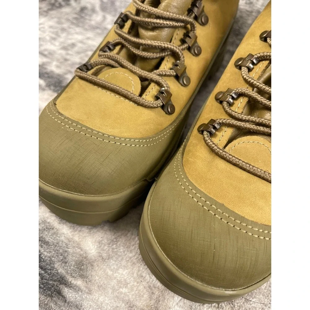 Bates‎ Tactical Hiking Boots Mens  7 Coyote Tan Vibram Heavy Duty Military NWOT